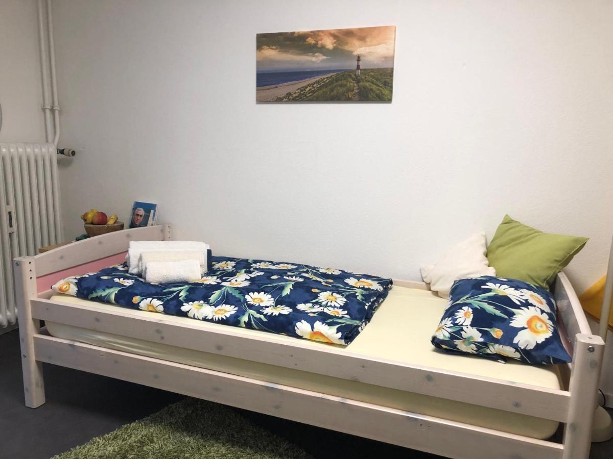 Ferienzimmer Viernheim- Work And Chill Buitenkant foto