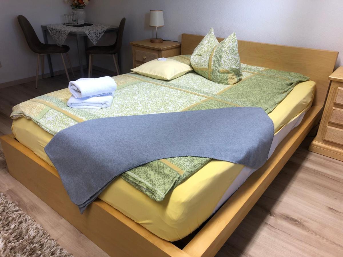 Ferienzimmer Viernheim- Work And Chill Buitenkant foto